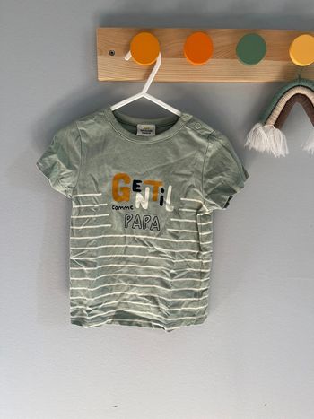 T-shirt vert