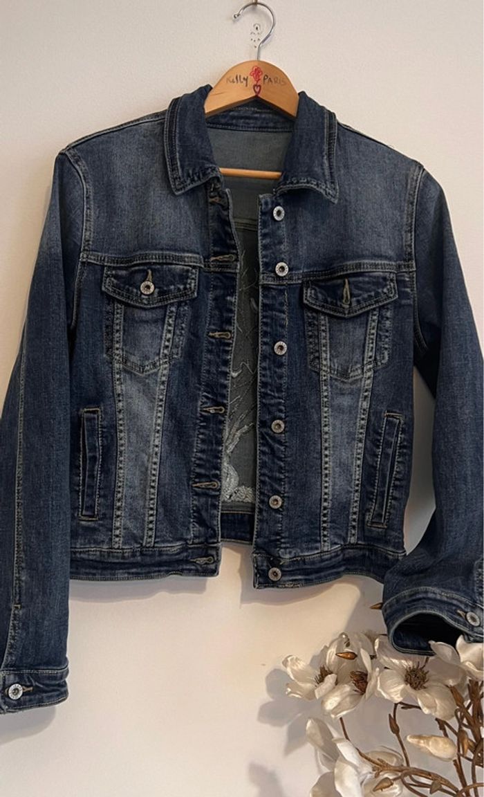 Superbe veste en jean dessin en sequins au dos 🤍🤍 - photo numéro 13