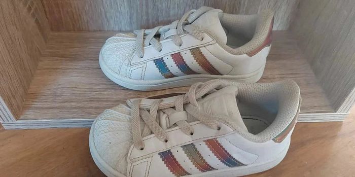 Basket superstar pointure 23 adidas - photo numéro 9