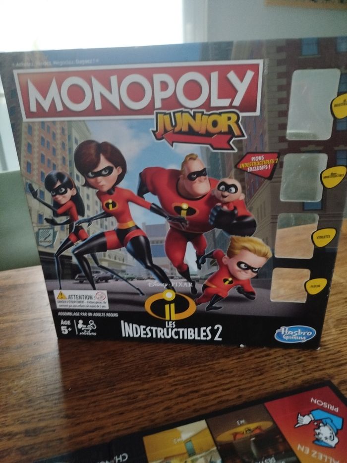 Monopoly junior les indestructibles 2 - photo numéro 2