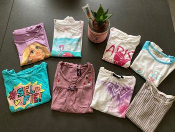 Lot ensemble vêtement fille enfant garde robe tee shirt 6 ans