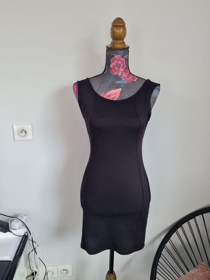 Petite robe noire jennyfer