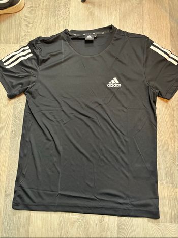 T-shirt running adidas noir