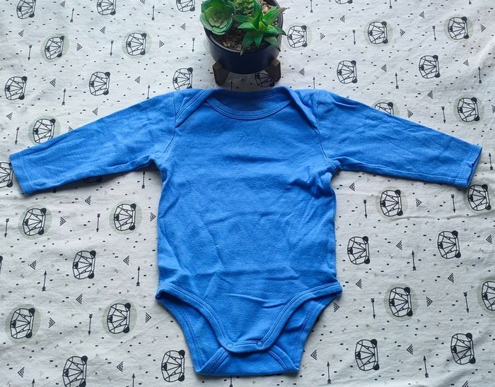 Lot de bodies taille 12 mois/ 1 ans - photo numéro 6