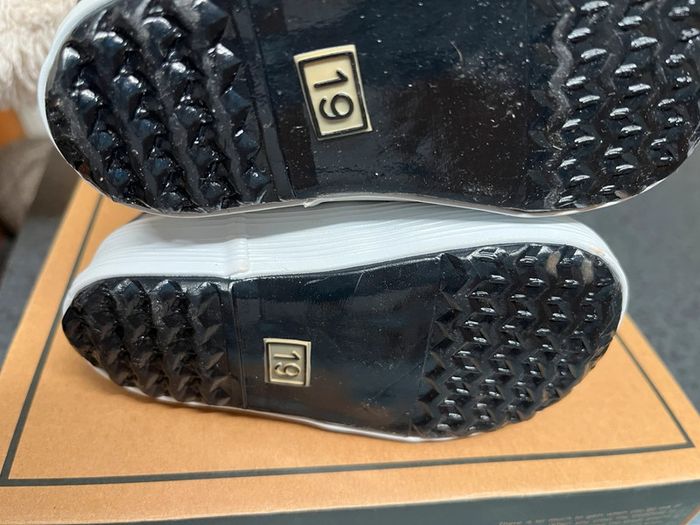 Bottes de pluie Aigle t19 - photo numéro 8