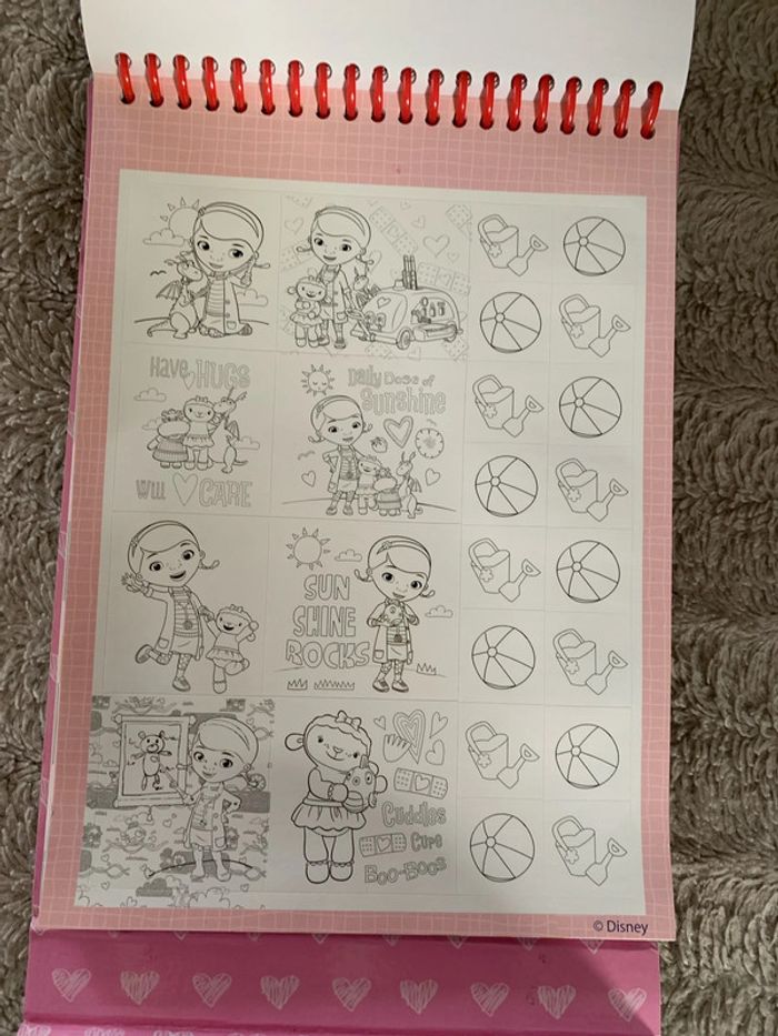 Livre Docteur la Peluche 30 pages autocollants Disney Neuf - photo numéro 10