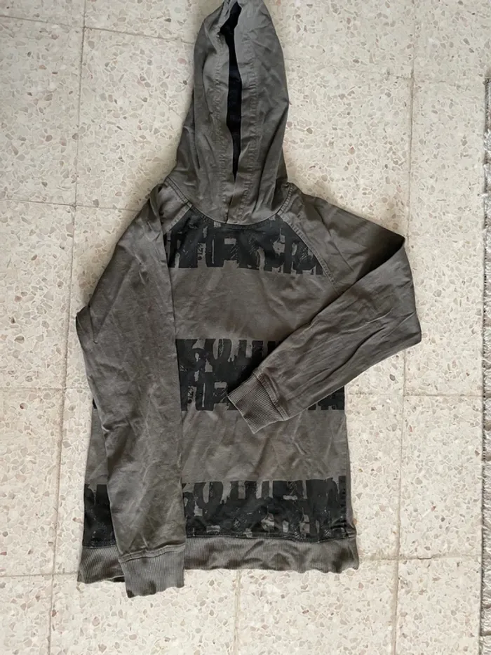 Sweat Liberto taille 12 ans