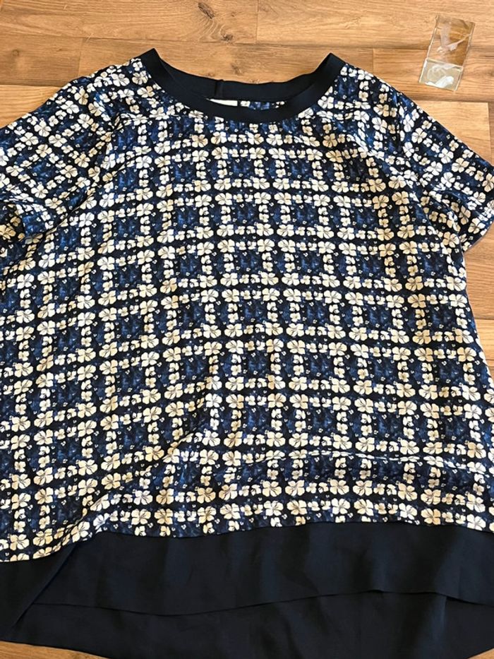 Je vend un haut femme très bon état