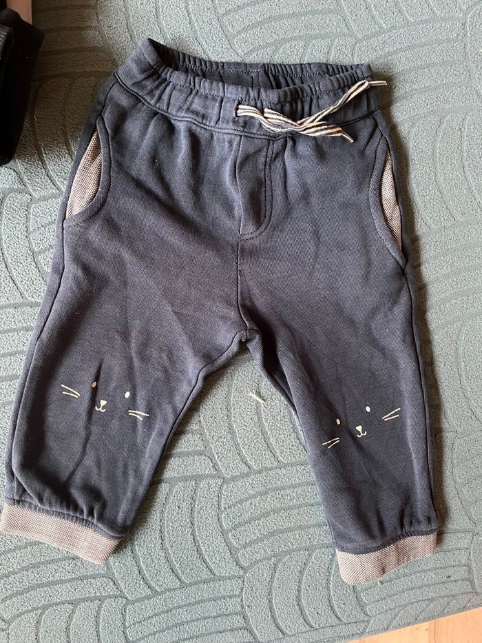 Lot de 4 joggings 9 mois - photo numéro 2