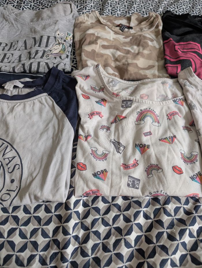 Lot de tee shirt - photo numéro 2