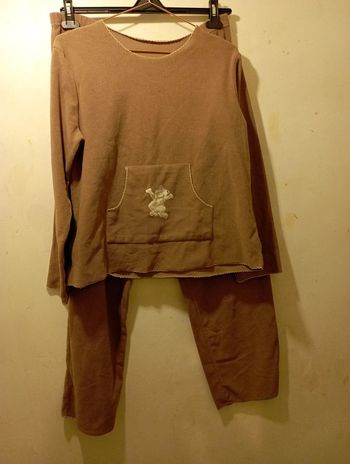Pyjama femme en polaire fine beige foncé