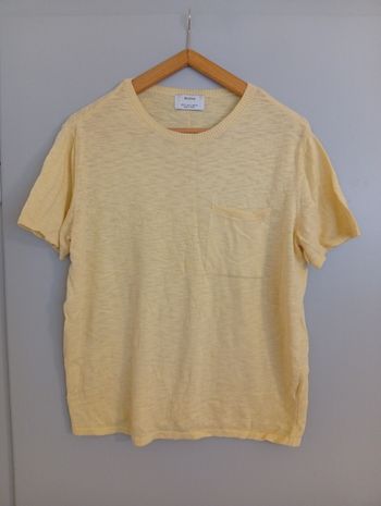 Pull jaune t36 Bershka 