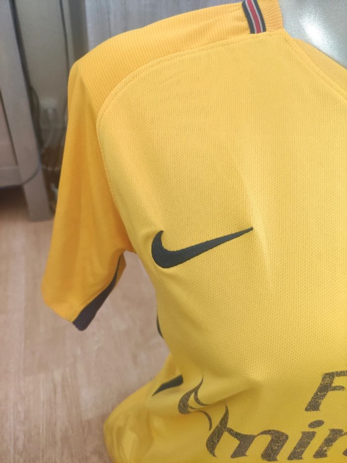 Maillot PSG 2017 taille M jaune nike - photo numéro 3