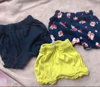 Lot shorts bébé fille