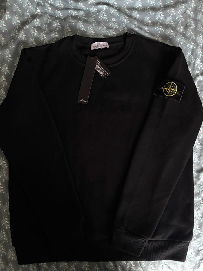 Pull stone island