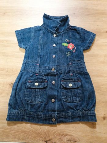 Robe en jeans fille bleu marine 6 mois très bon état 100%coton