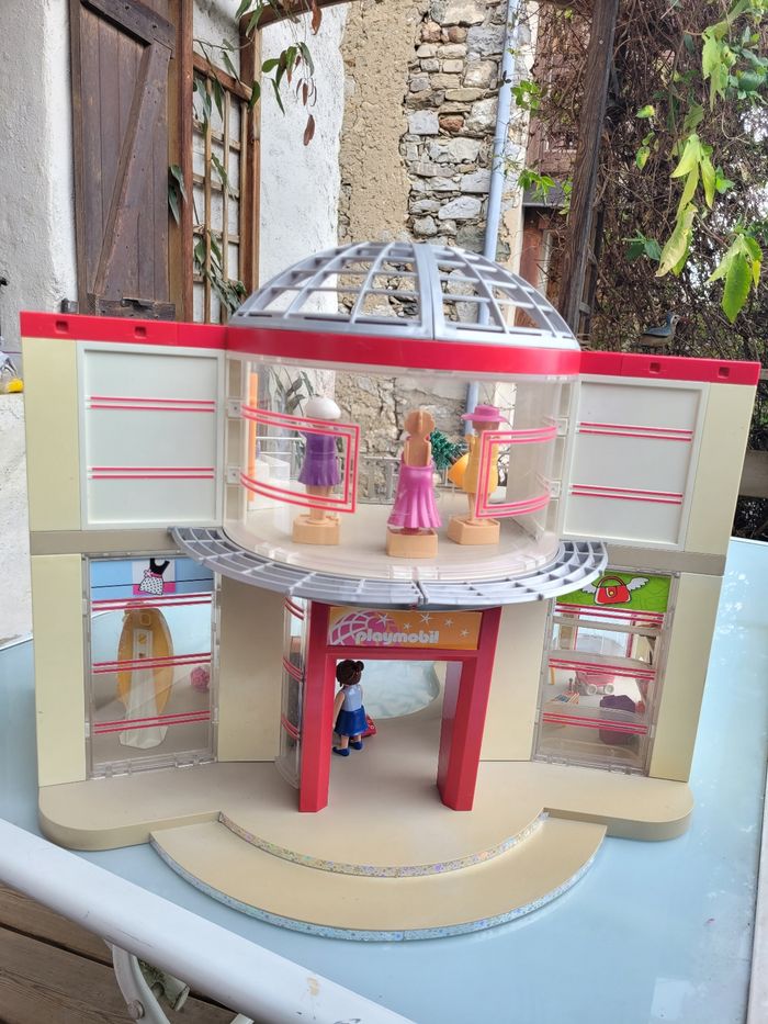 Grand centre commercial playmobil 🛍 plein d'accessoires et de personnages - photo numéro 10
