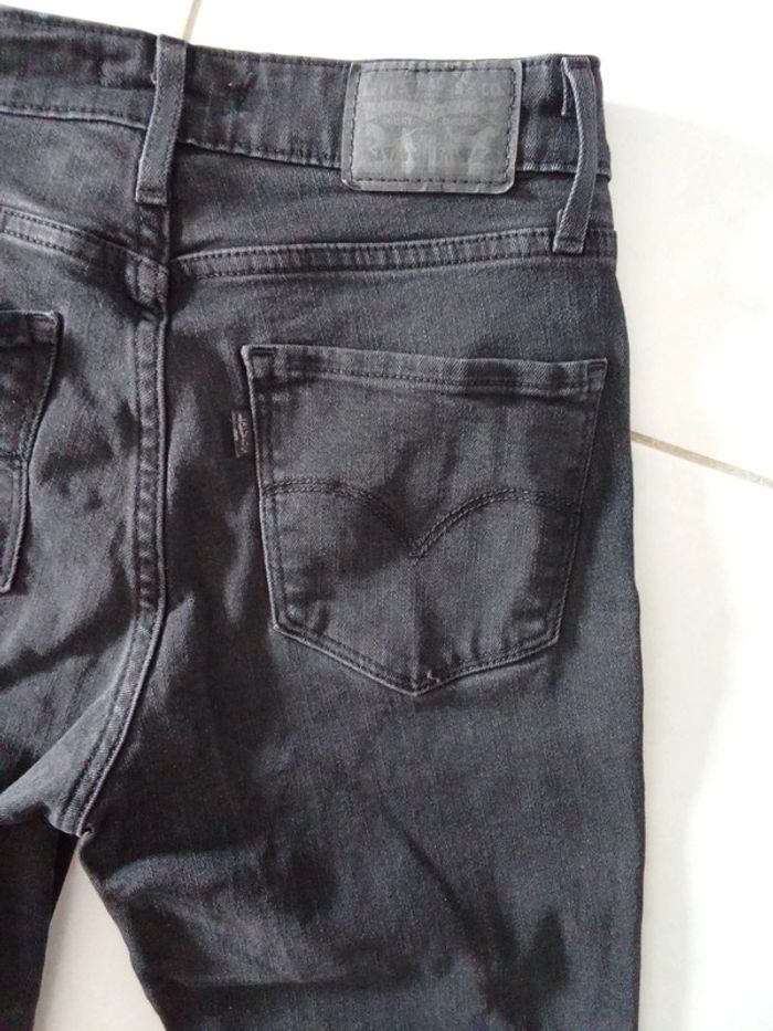 Levi's noir 721 high rise skinny 26-30 - photo numéro 4