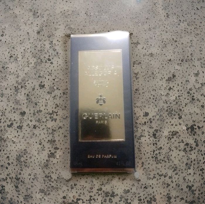 Guerlain Santal royal (2024) - photo numéro 4