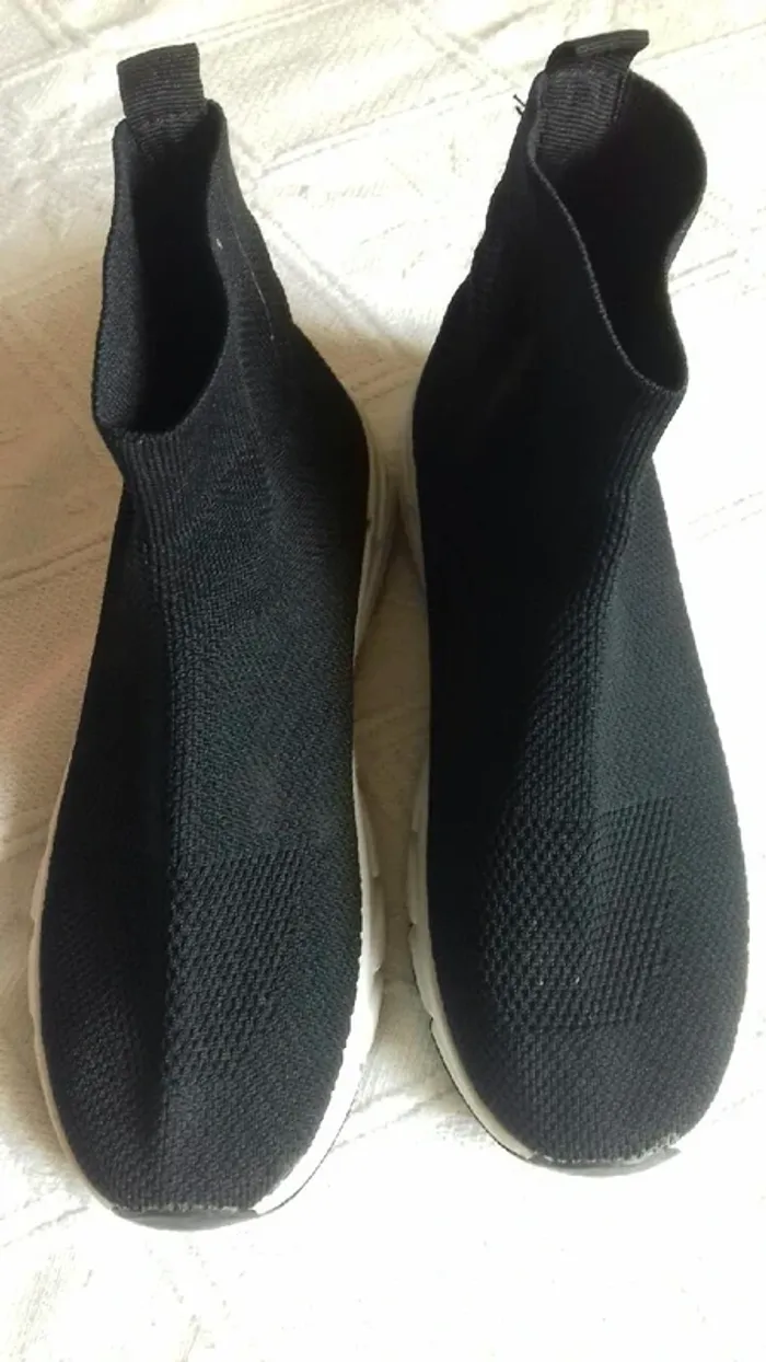 Bottines/Basket montantes tissus extensible noir et blanches pointure 38 - photo numéro 2