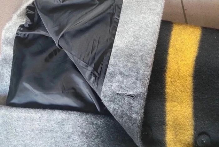 Superbe manteau de marque Mado et les autres  Taille 40 mais taille grand plus un 42 Neuf - photo numéro 6