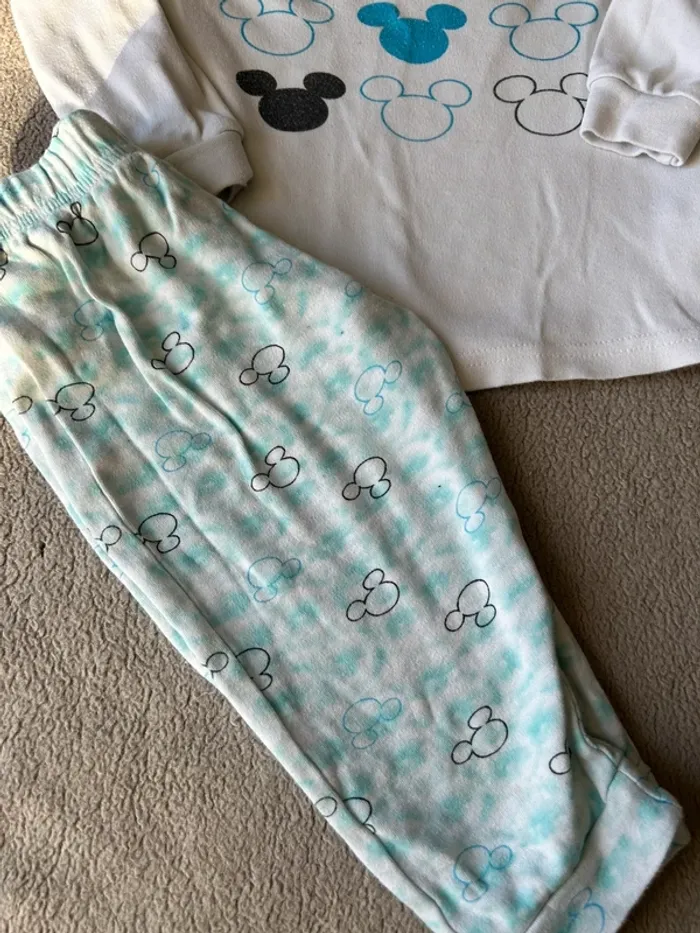 Pyjama deux pièce - photo numéro 2