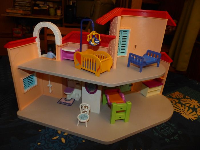 Playmobils la grande villa moderne + persos - photo numéro 5