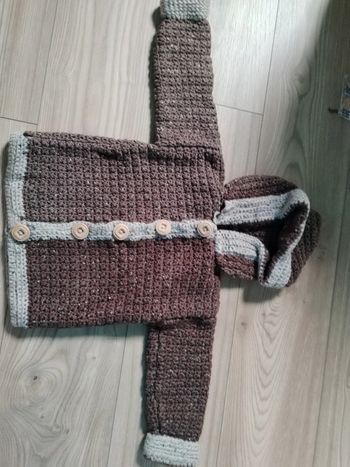 Gilet bébé fait main