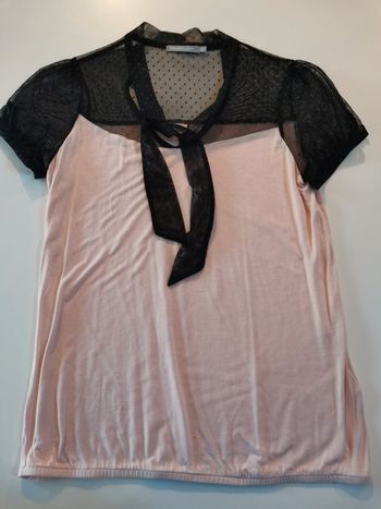 T shirt rose pâle et noir transparent