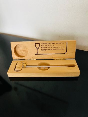 Accessoire à vin