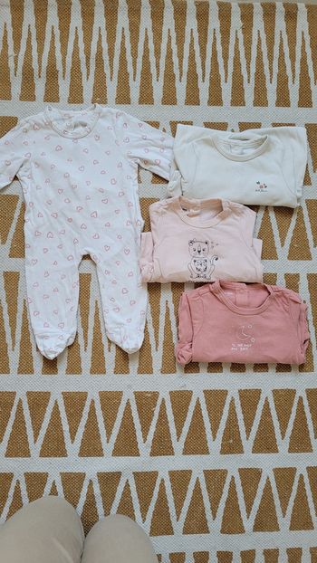 4 pyjamas 1 mois 🌸 