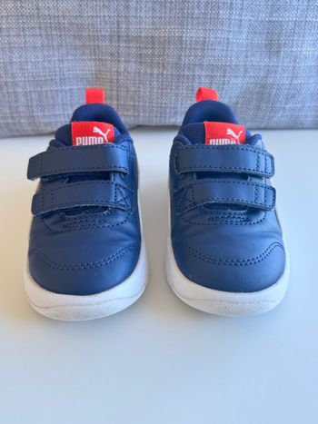 Baskets Puma - taille 22