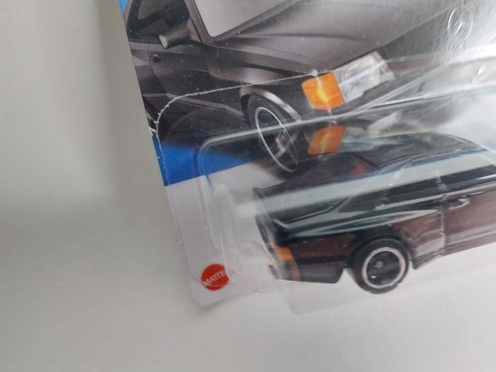 Hot Wheels '89 Mercedes -Benz 560 Sec AMG Noire 2023 - photo numéro 2
