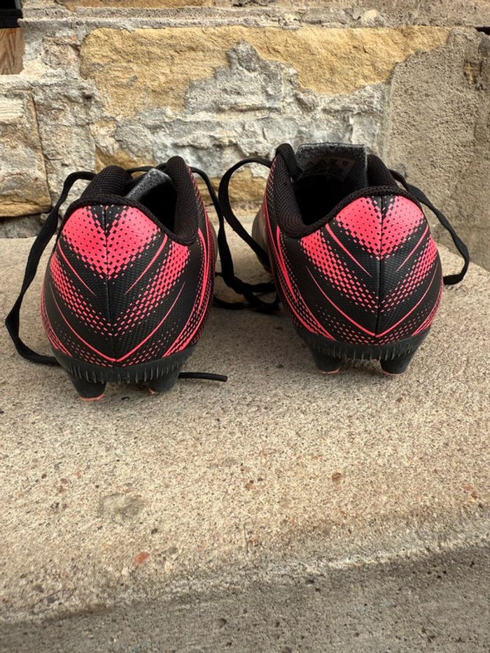 Crampons Puma pointure 30 - photo numéro 4