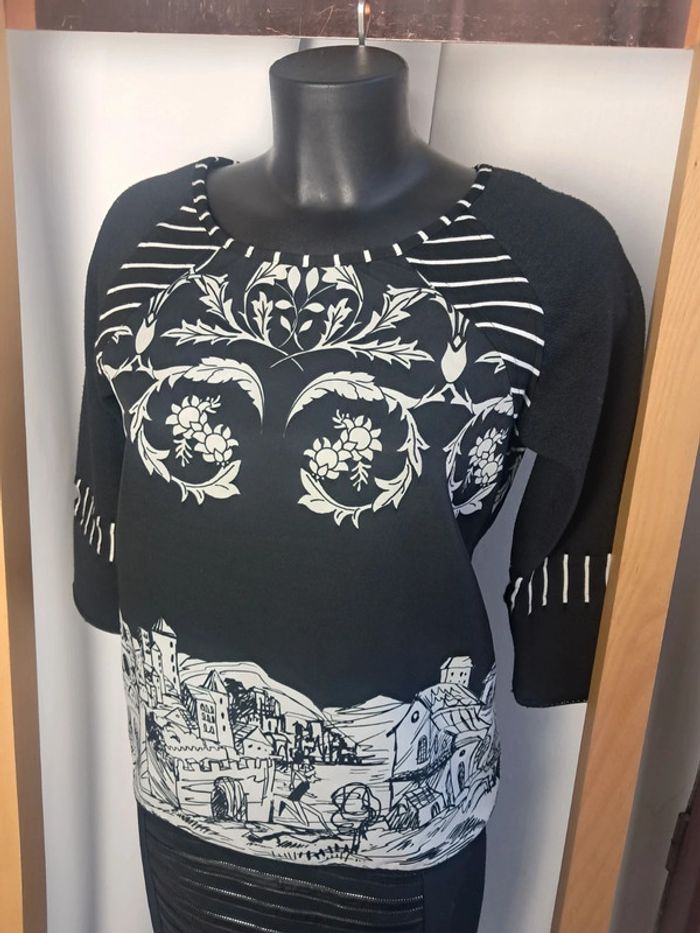 Save the queen haut hiver T.36/38 neuf - photo numéro 2