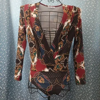 Body Zara Trafaluc taille 36 🩵