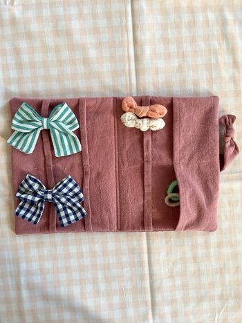 Trousse range-barrettes