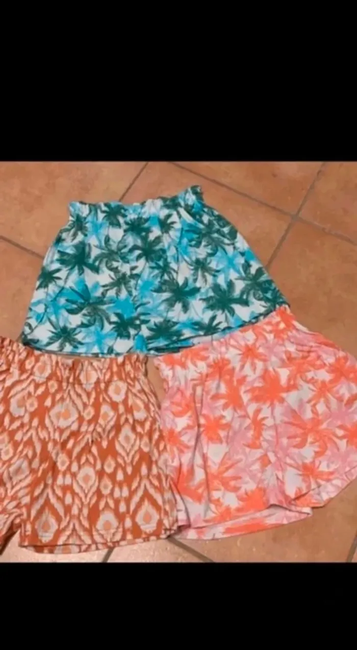 Lot vêtements fille 8 ans - photo numéro 3