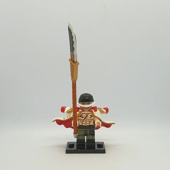🌊 Figurine One Piece - Edward "Barbe Blanche" Newgate - (Style Lego) 🌊