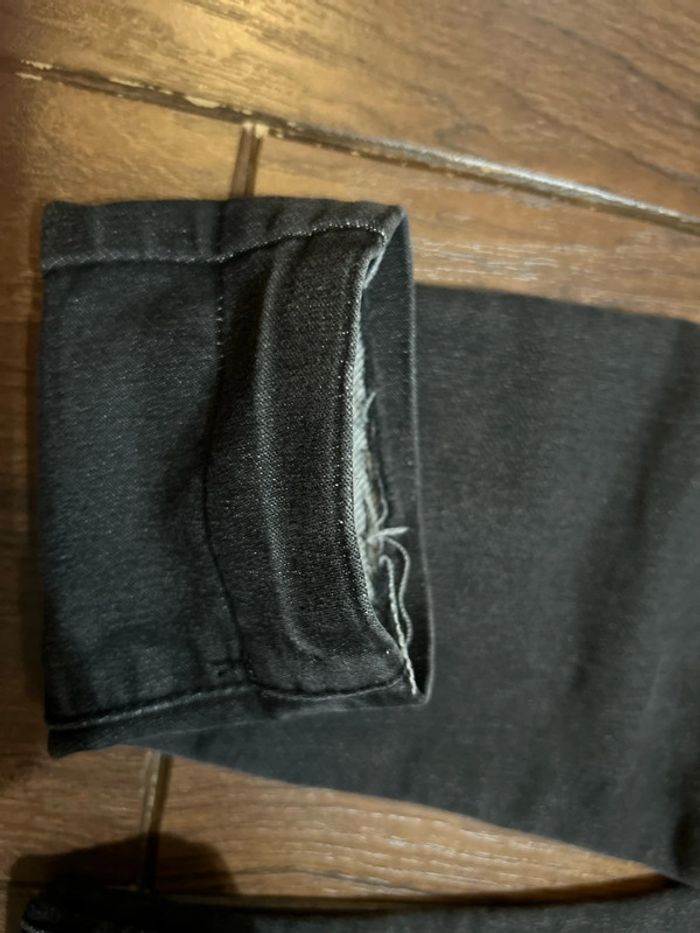 Jean anthracite effet usé 36 mois - photo numéro 9