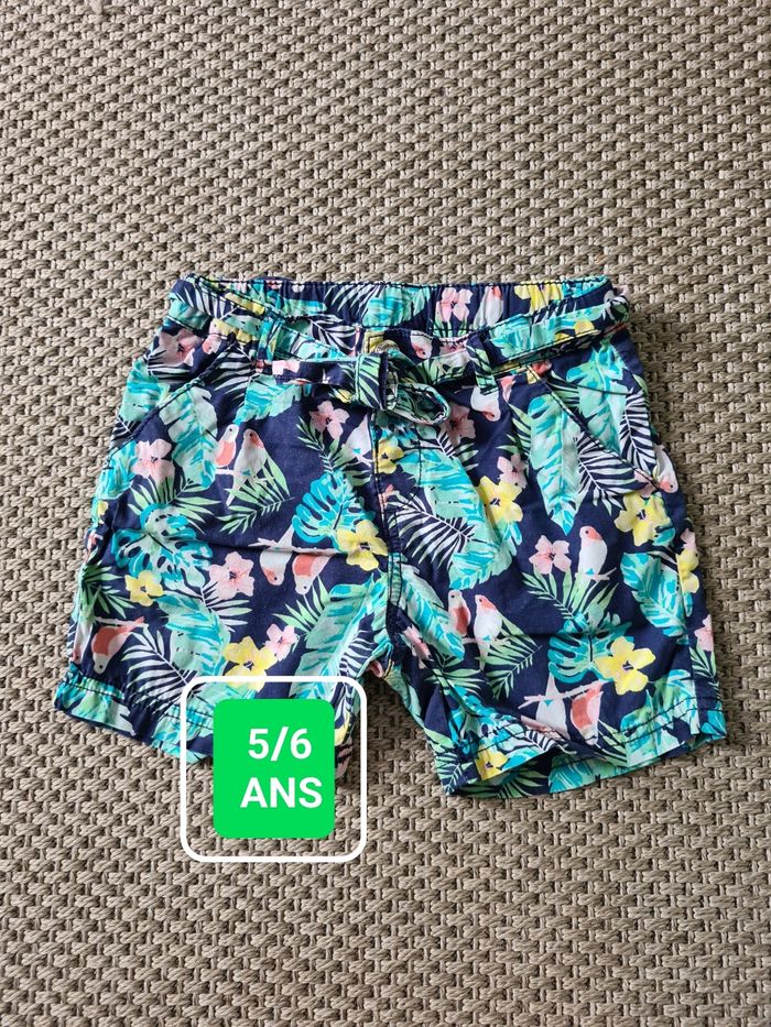 Short motif tropical fille - 5/6 ans