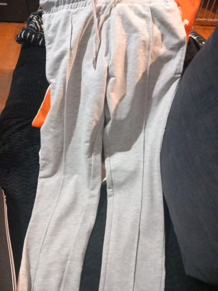 Pantalon taille s - photo numéro 1