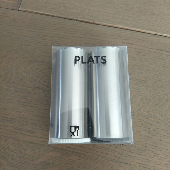 Salière et poivrière Plats Ikea