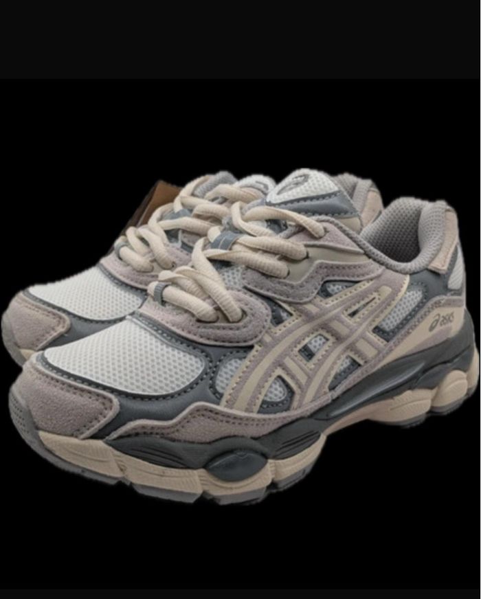 Asics beige/noir/bleû