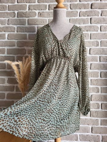 Robe fluide Mango imprimé animal vert/kaki – Style bohème chic