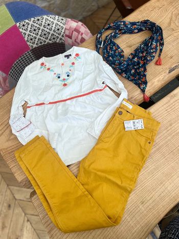 Ensemble kiabi sergent major chemise tunique foulard élastique fleurs 11 12 ans  neuf étiqueté