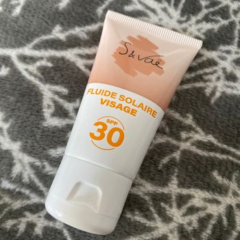 Fluide visage solaire