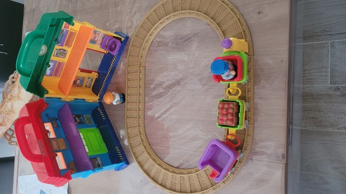 Petit train plus la gare - photo numéro 4