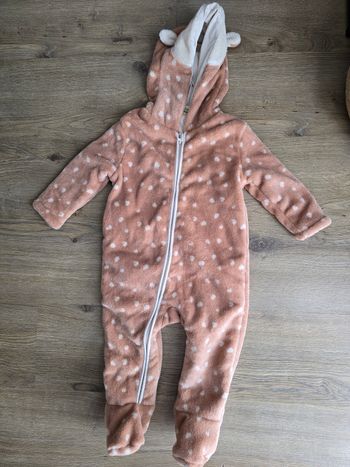 Sur pyjama / combinaison