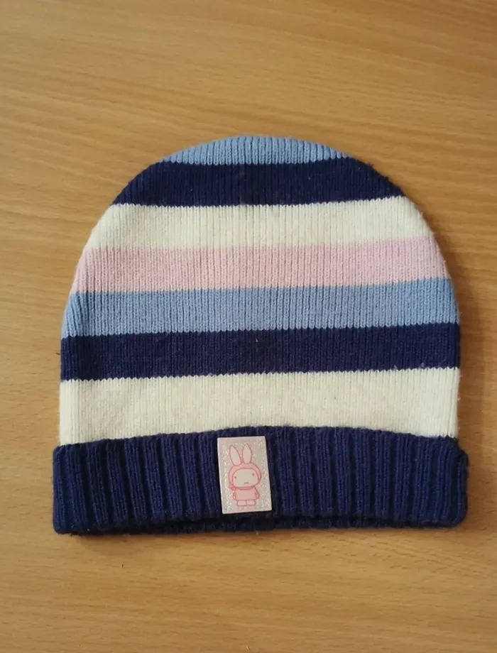 Bonnet fille 50 cm. 2-3 ans